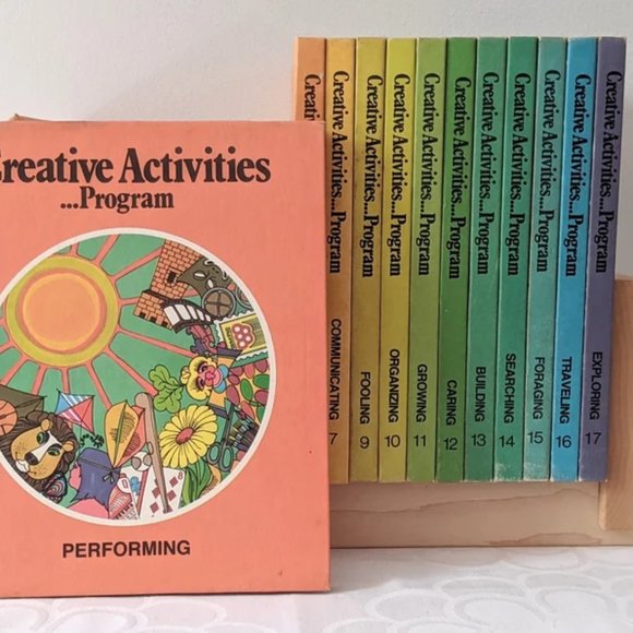 Creative Activities Program 20 books Making, Playing, Discovering...... full set - Picture 1 of 8